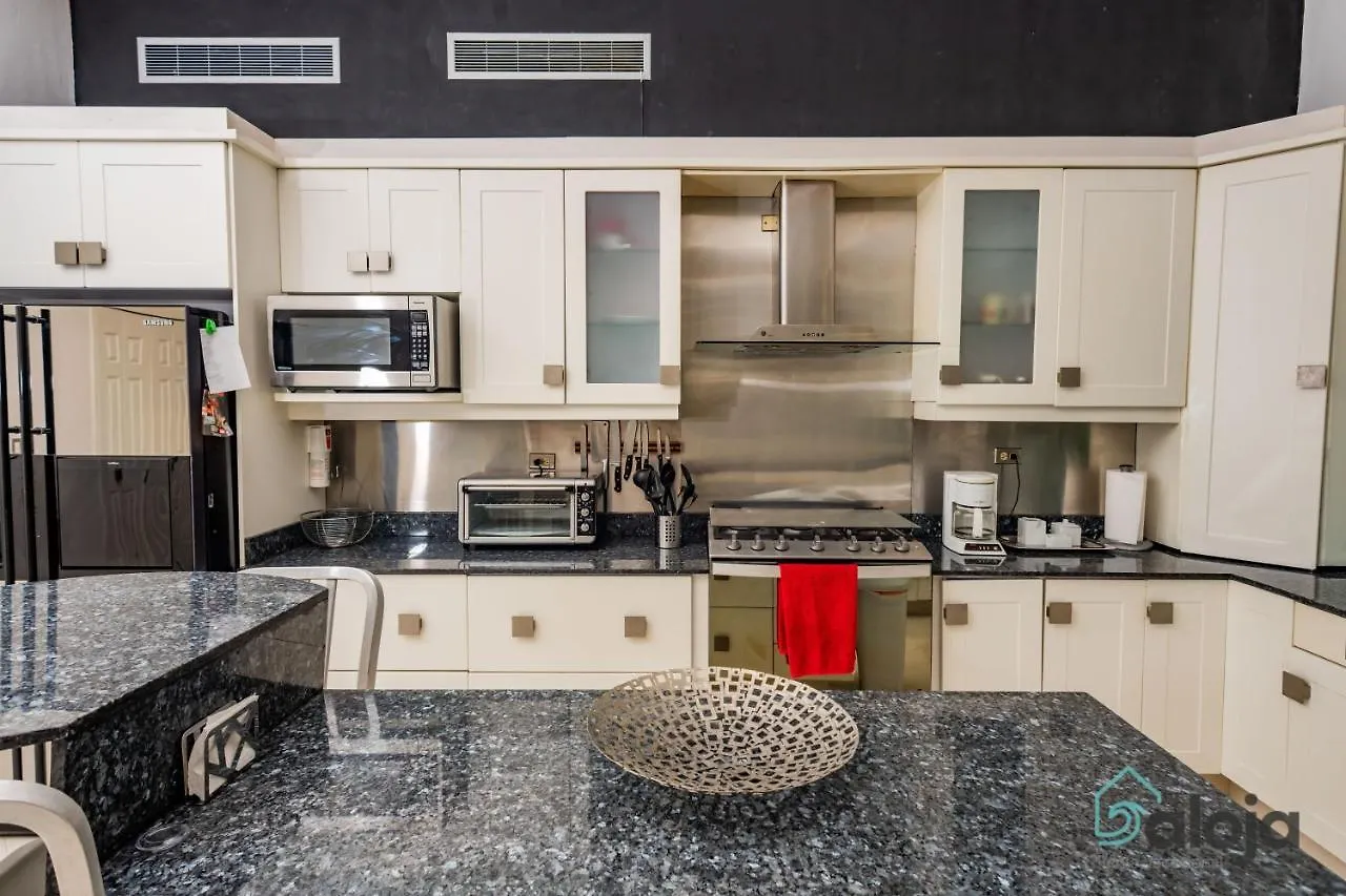 Modern Villa With Private Pool In Cancún Mexiko