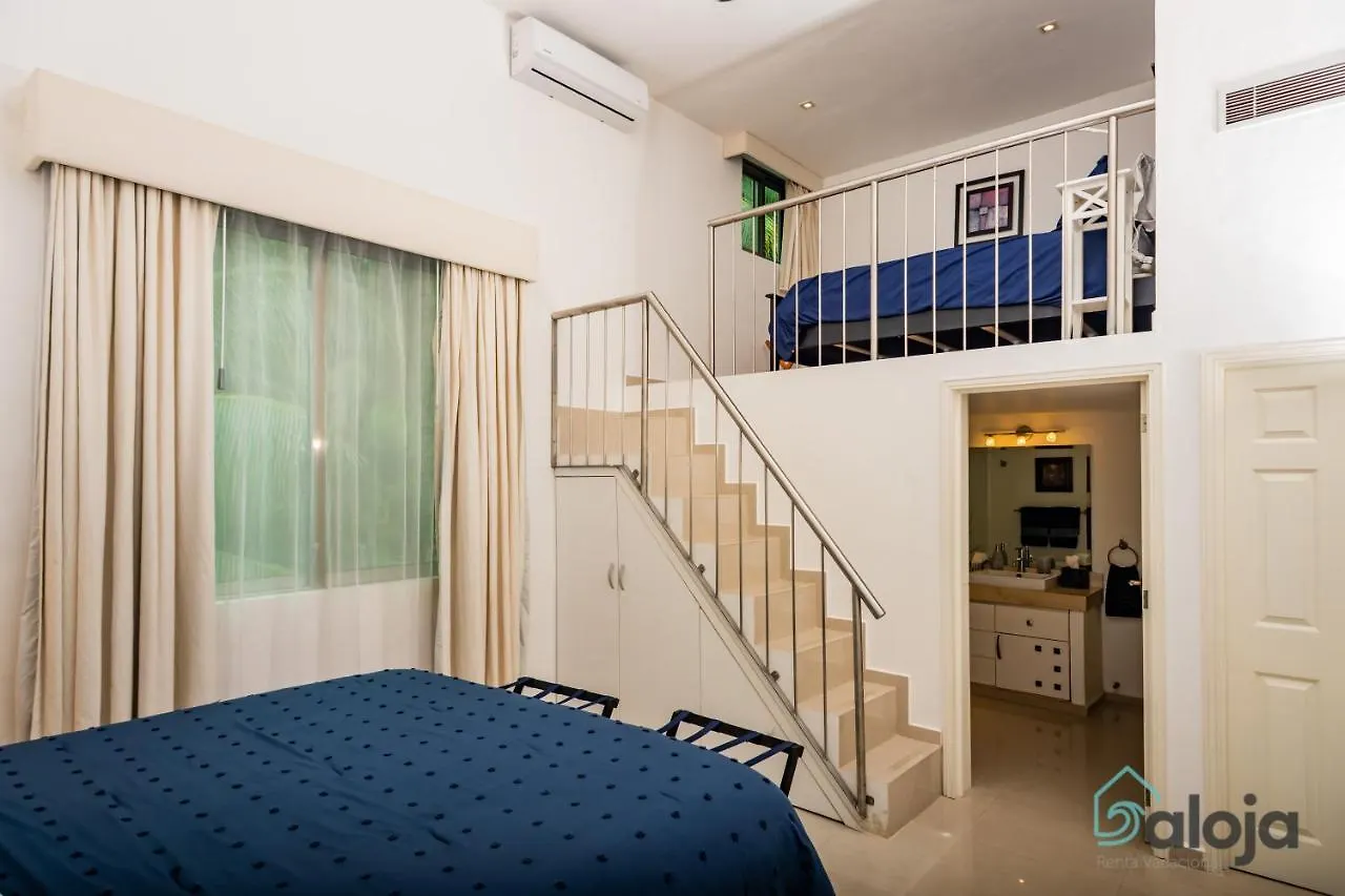 Modern Villa With Private Pool In Cancún