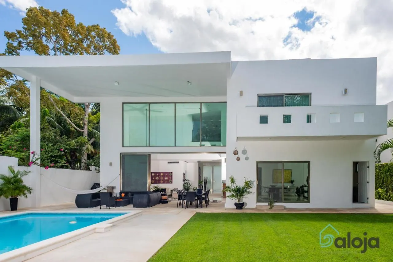 Modern Villa With Private Pool In Cancun 0*,  Mexico